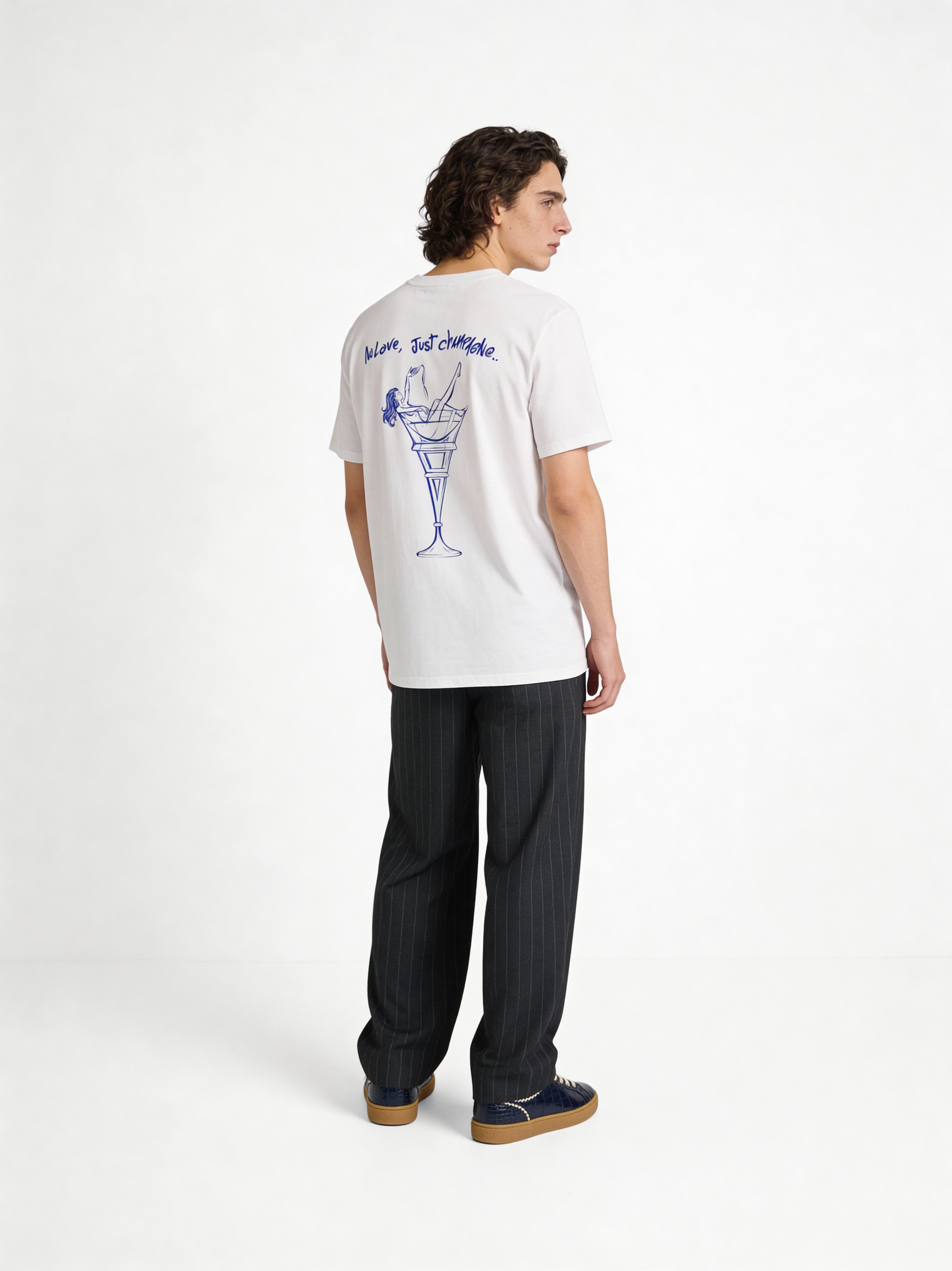 t-shirt champagne